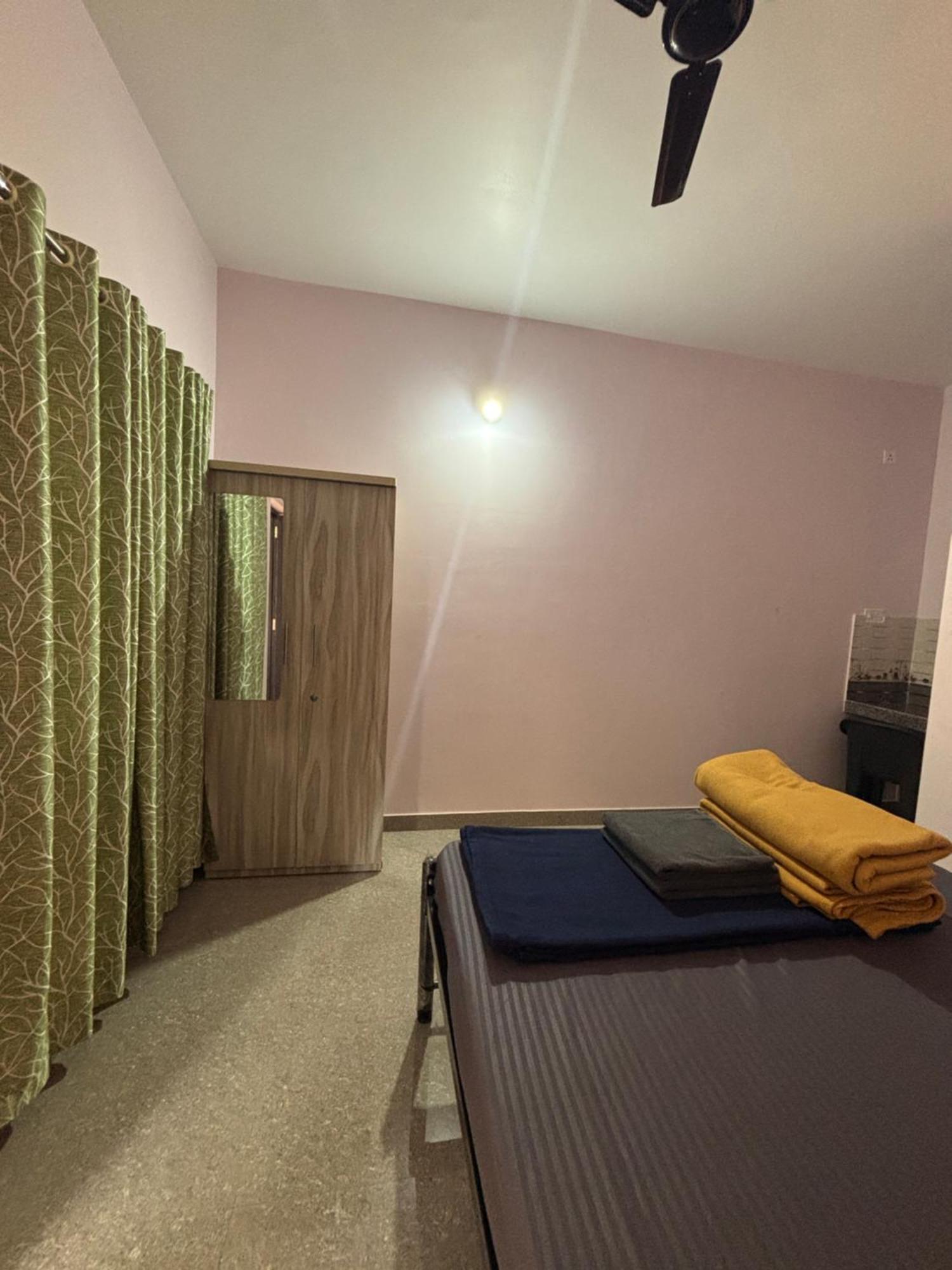Tamasha Goa Vagator Hostel Ngoại thất bức ảnh